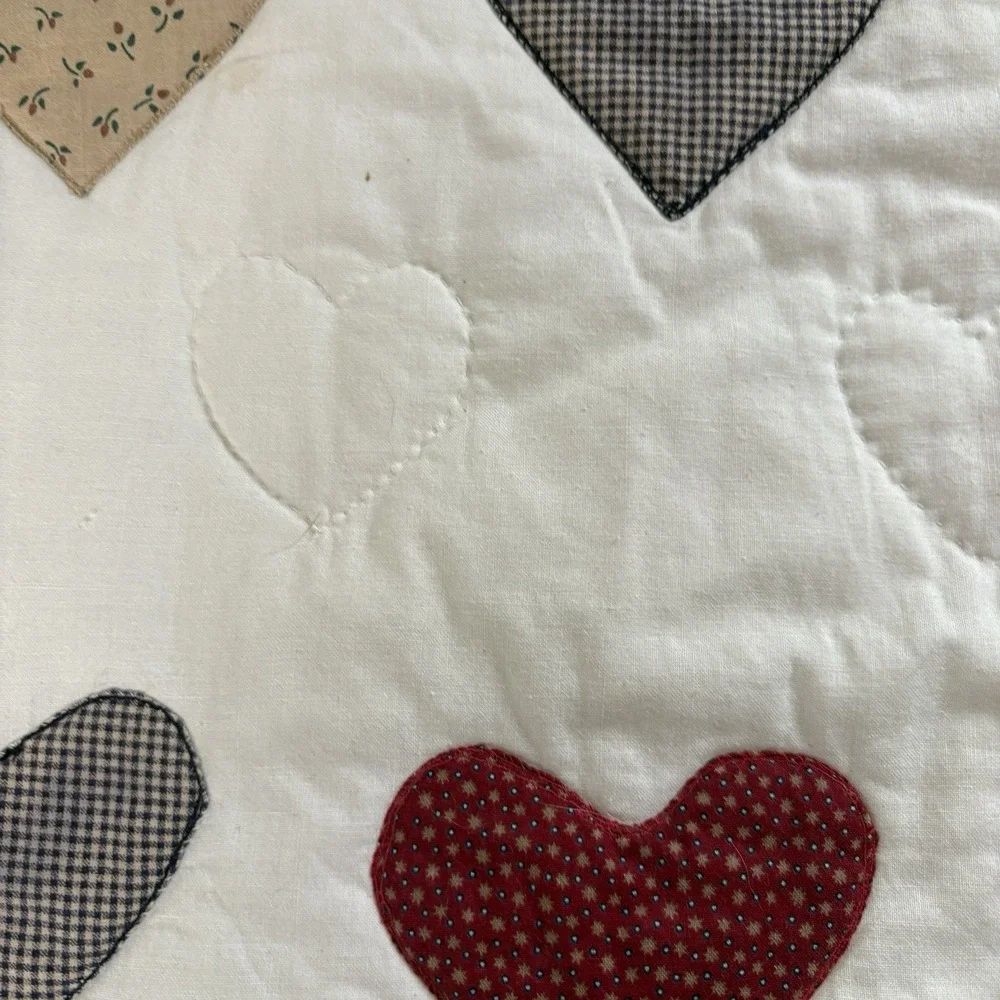 Handmade Quilted Appliqued Quilt Wall Hanging Hearts 1980s 90s Country Primitive